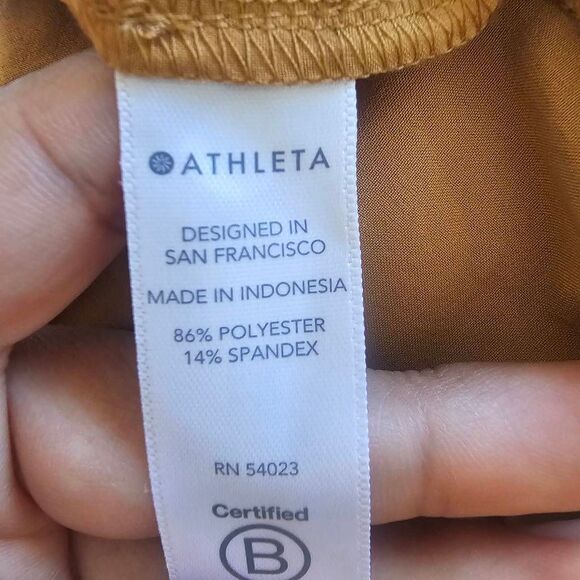 Athleta womens Sz 12 tan gold skyline shorts - Picture 8 of 8